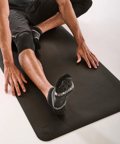 Men's Classic Low Rise Grip Socks - Grey Days