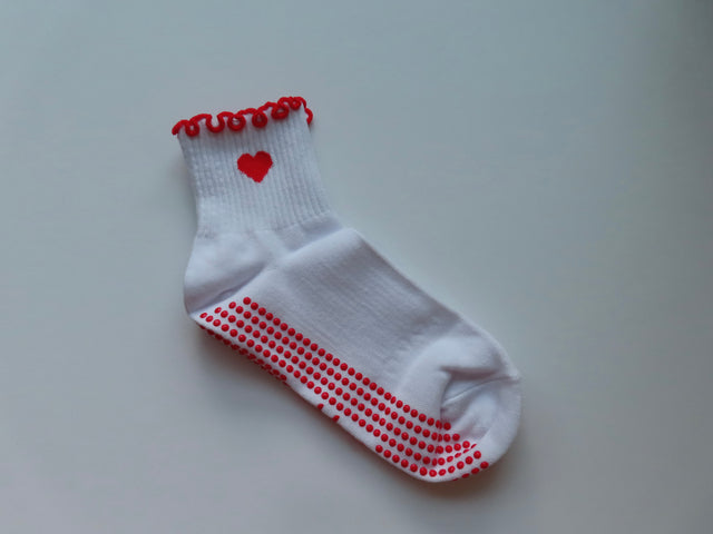 Frill Heart Grip Socks